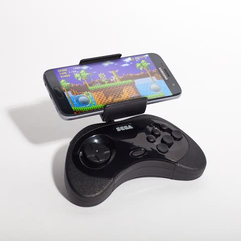 Sega Smartphone Controller - Credit: Firebox