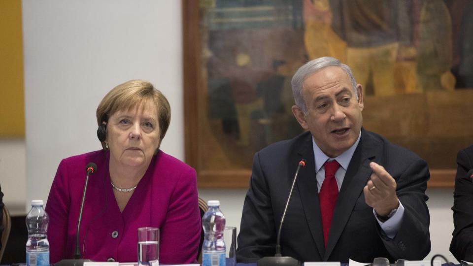 Über das Ziel einig, über den Weg dorthin nicht: Bundeskanzlerin Angela Merkel und Benjamin Netanjahu, Premierminister von Israel. Foto: Abir Sultan/EPA Pool via AP