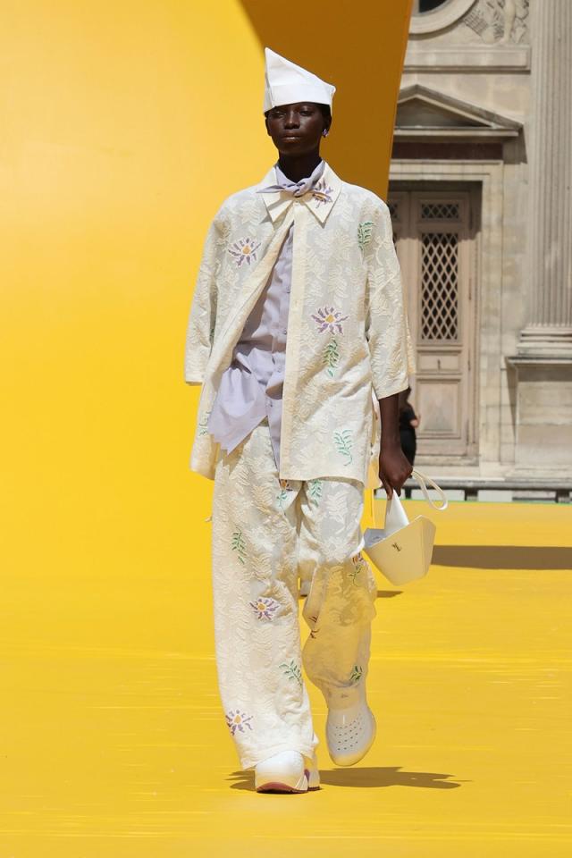 LOUIS VUITTON: MENSWEAR SS23