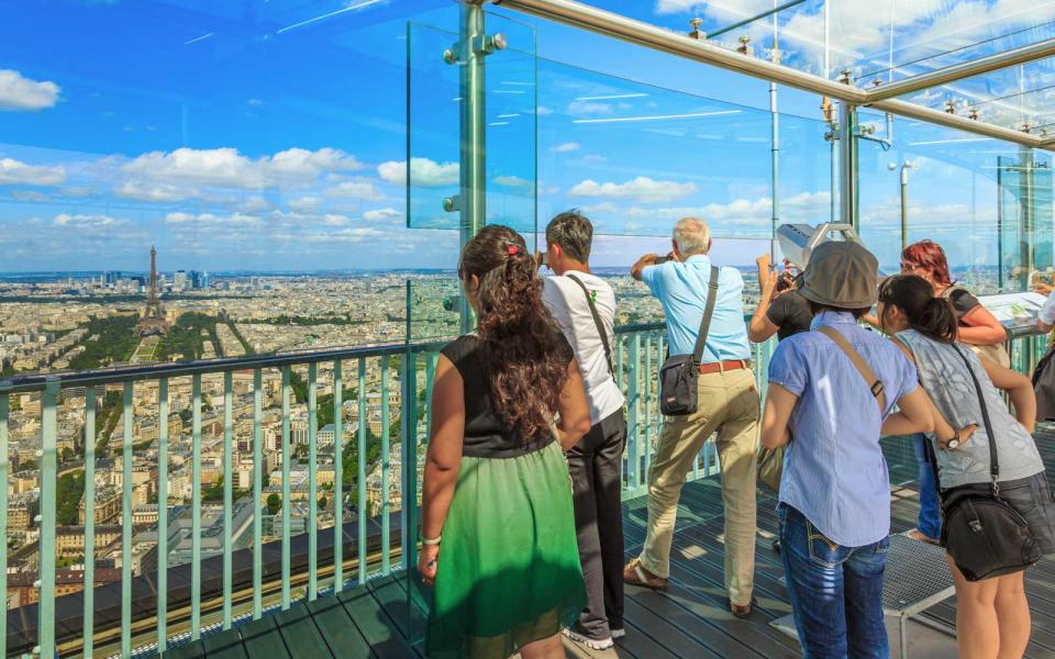 Tour Montparnasse: Paris, France