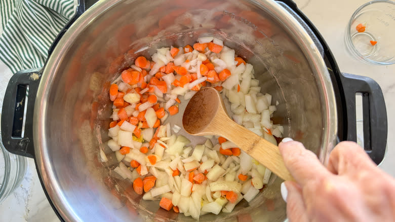 onion and carrot in instant pot