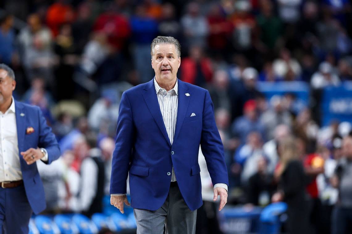 Kentucky Wildcats head coach John Calipari leaves the court after losing to the Oakland Golden Grizzlies during the first round game of at the NCAA tournament at PPG Paints Arena in Pittsburgh, PA, Thursday, March 21, 2024. Silas Walker/swalker@herald-leader.com