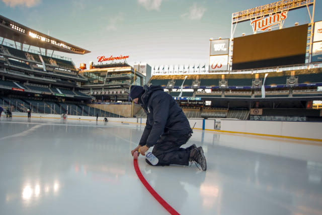 Blues Top Wild In Coldest Outdoor Game In NHL History