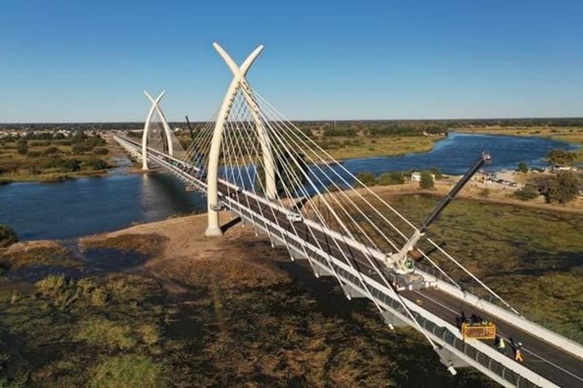 El puente sobre el río Okavango captura la historia de conservación de Botswana