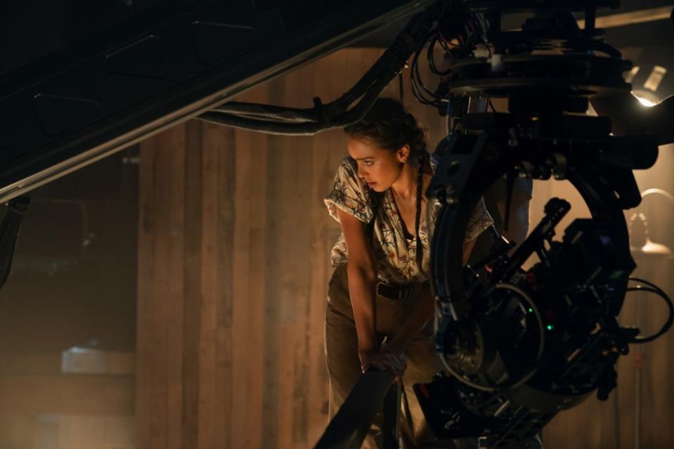 Trigger Warning. Jessica Alba as Parker on the set of Trigger Warning. Cr. Ursula Coyote/Netflix ©2024.