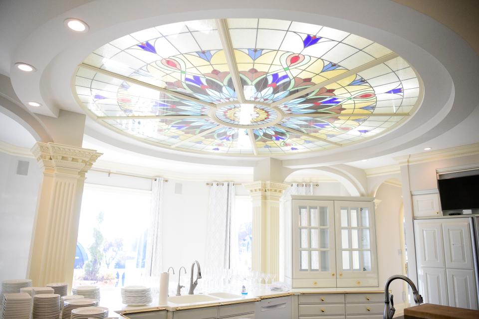 This stained glass comes with lights and can add a splash of color to any room. An online auction of items from Villa Collina will take place Dec. 4 before Knoxville's largest home is eventually demolished and replaced with three smaller homes.