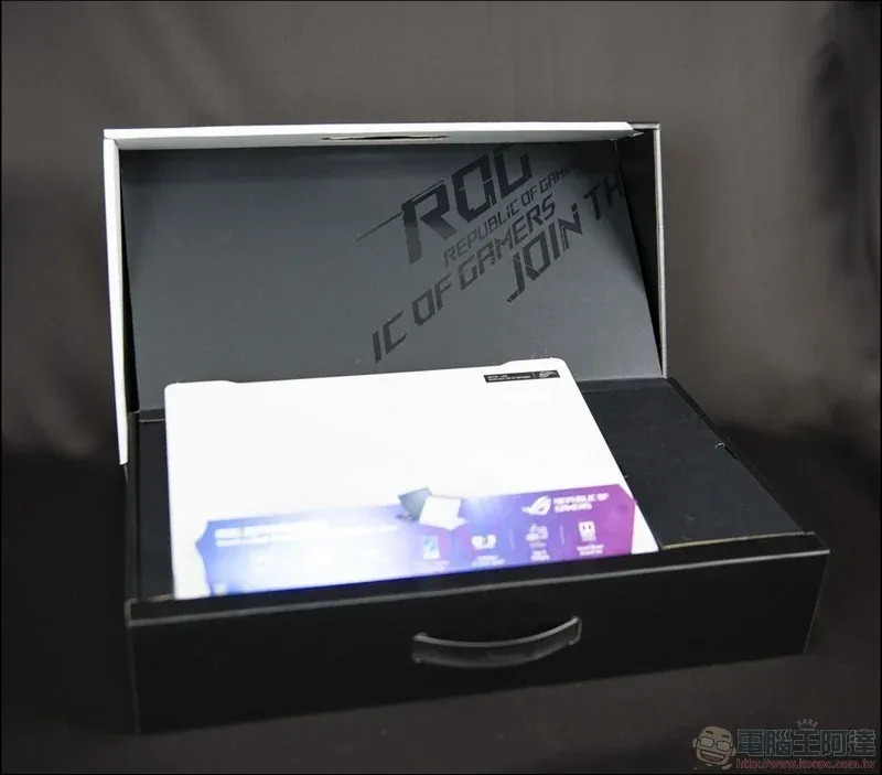 全新西風之神 ROG Zephyrus G14 酷炫電競筆電開箱