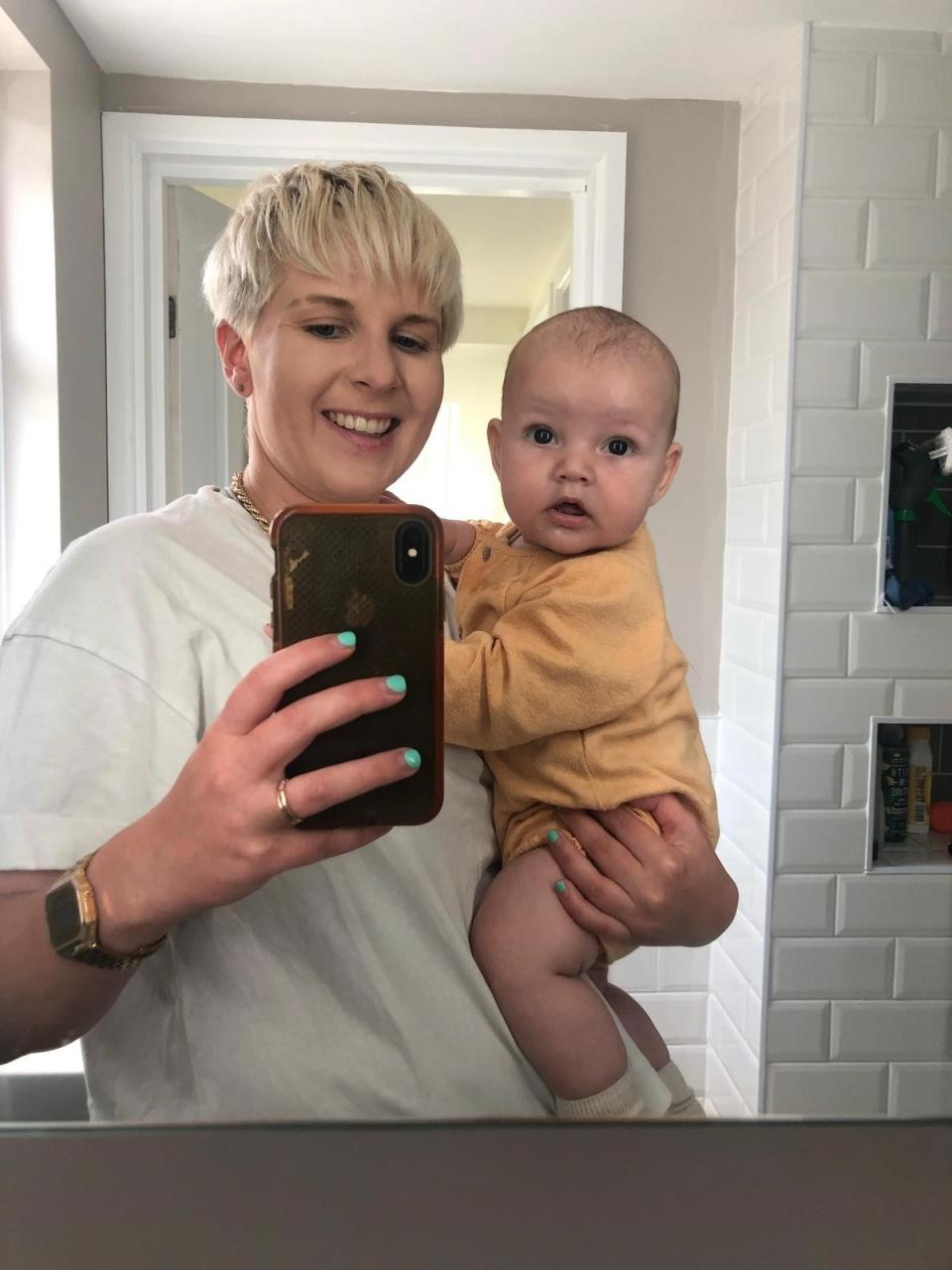 Selfie: Emma Best with her son (Emma Best)