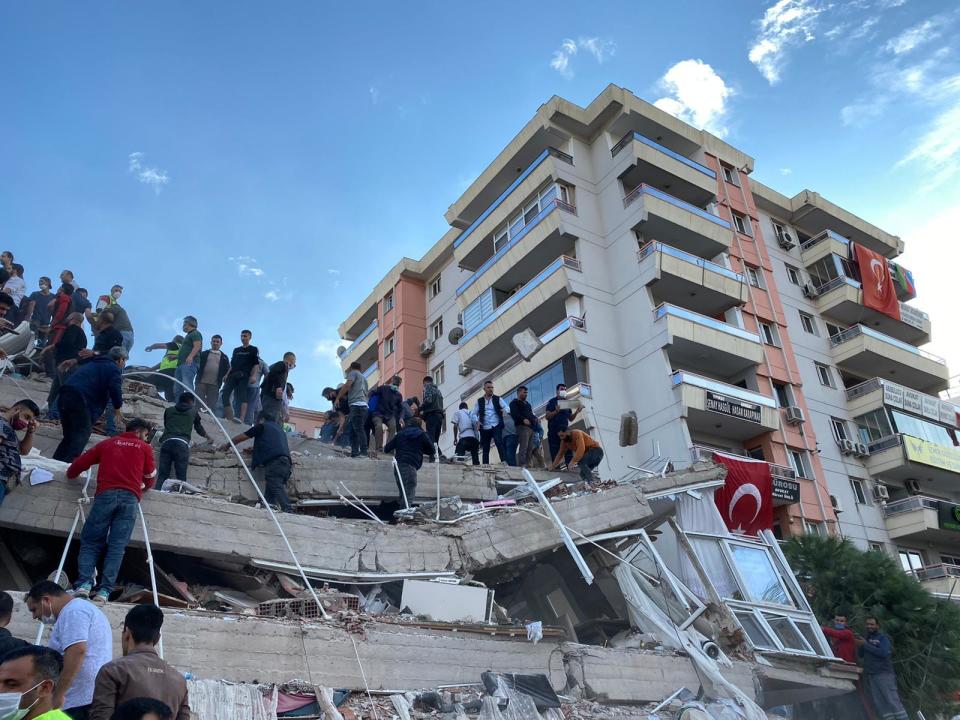 Magnitude 6.6 quake shakes Turkey's Aegean Sea coast