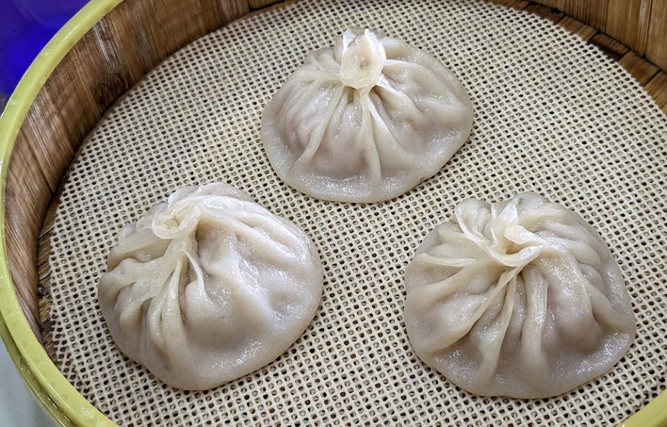 These 'xiao loong bao' may not be as delicate as those at Din Tai Fung, but they’re plenty good for me.