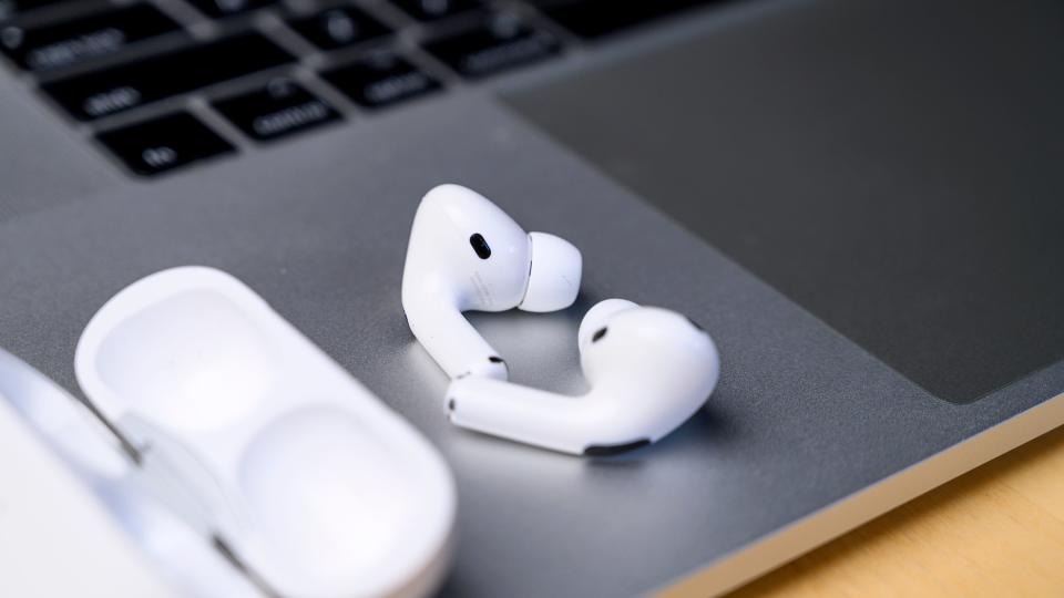 Best tech gifts 2021: Apple AirPods Pro