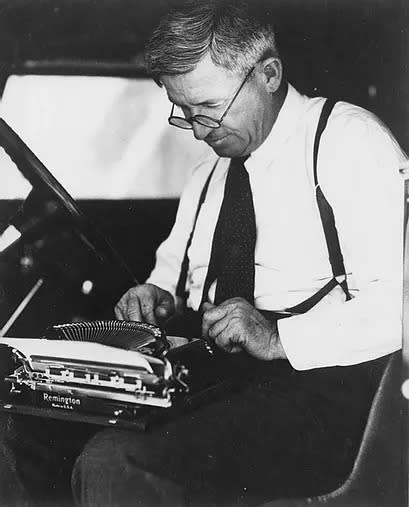 Humorist Will Rogers telegrammed a column to daily to about 500 newspapers.