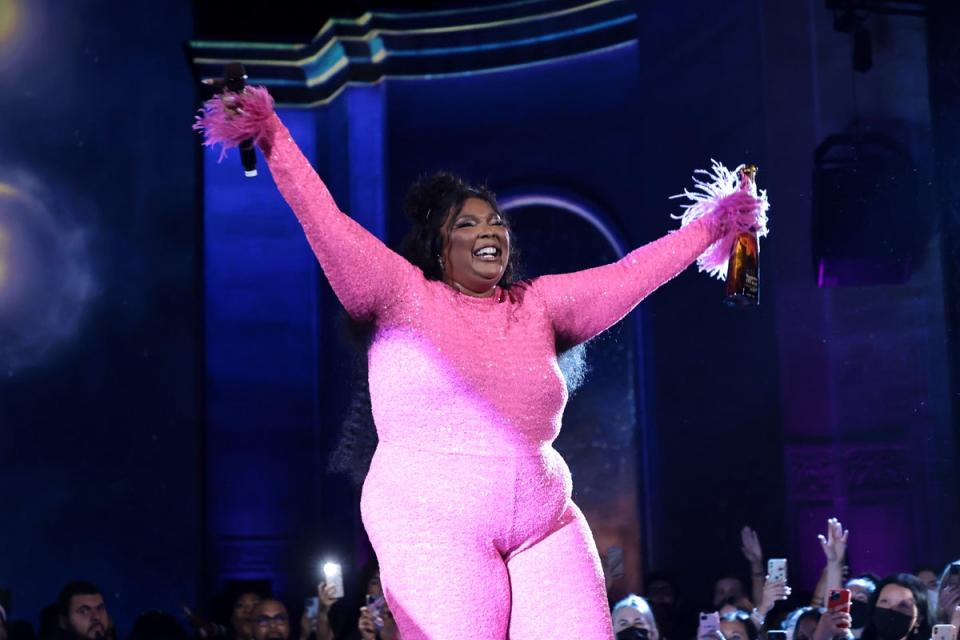 Lizzo’s weight has seen her face internet trolling (Getty Images)