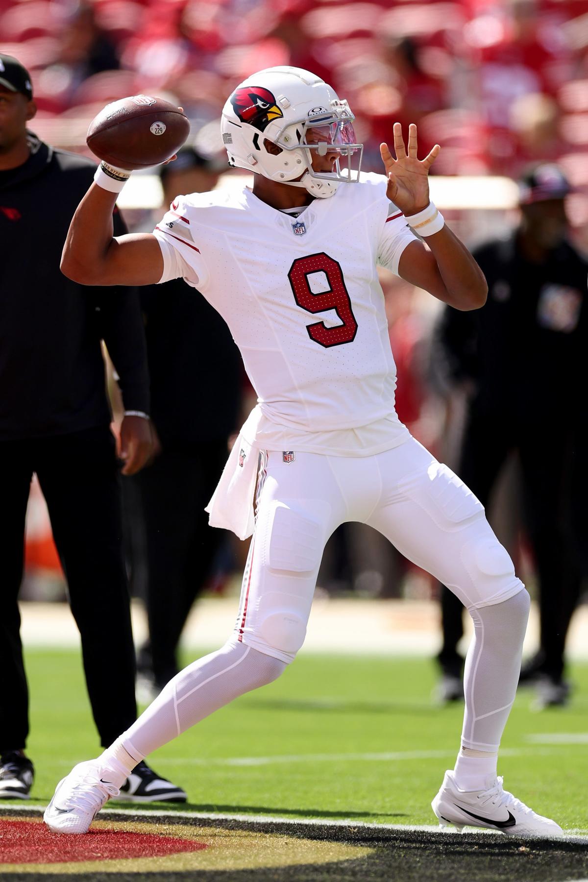 McCaffrey scores 4 touchdowns, leads 49ers past Cardinals 35-16 - CBS San  Francisco