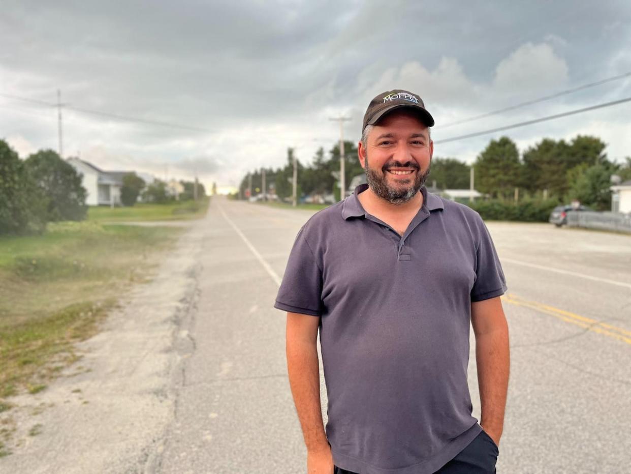 Moffet Mayor Alexandre Binette knows every person in his town of 210. Over the past few years, the village has increased its population by 27 per cent through its revitalization efforts.  (Thomas Gerbet/Radio-Canada - image credit)