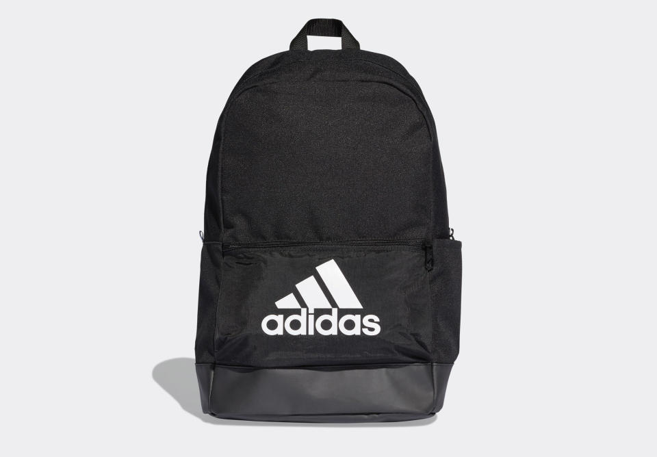 Adidas限時低至11折！六大網購平台入手＋免運費攻略 連身裙低至$35／Stan Smith波鞋只需$199