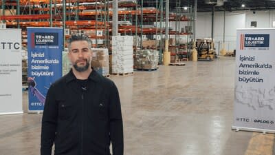 OPLOG Kurucusu ve CEO'su Halit Develioğlu, Chicago Fulfillment Center'da