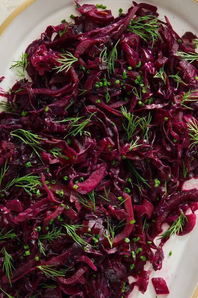 sweet sour braised red cabbage