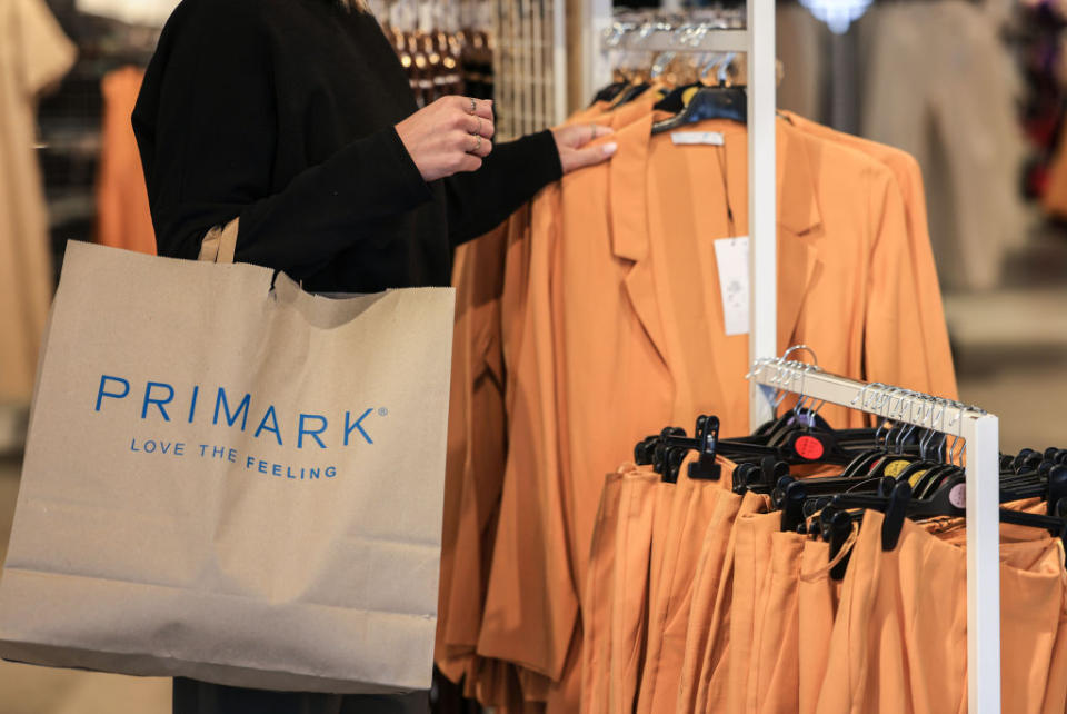 As Frasers focuses on adding to its investment stakes in Boohoo and Asos, Primark makes inroads on its US store growth plans.