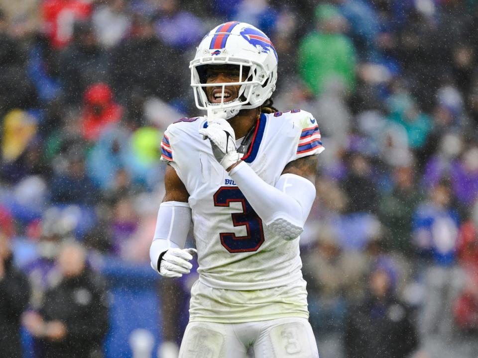 Damar Hamlin during a 2022 Bills game against the Baltimore Ravens.