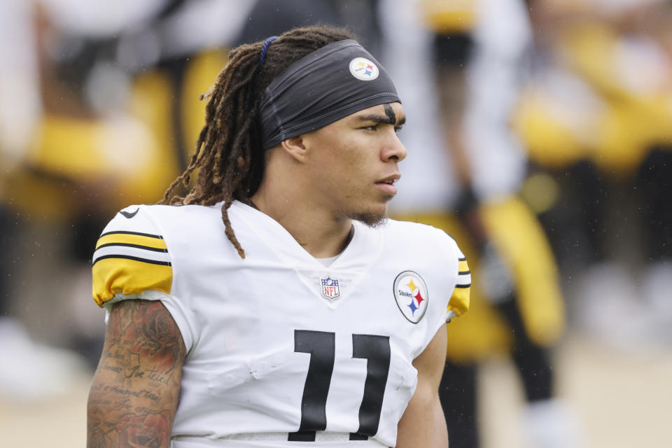 Chase Claypool doesn't seem impressed with the team that just throroughtly dismantled his. (Michael Reaves/Getty Images)