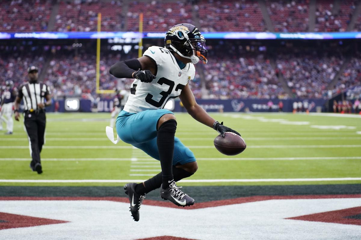 Jaguars' Offense Stumbles in 17-9 Loss to Chiefs