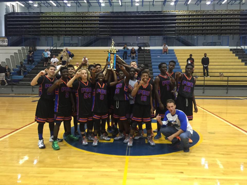 Former John I. Leonard boys basketball coach James Lake (bottom right) is already taking celebratory snaps with his new team, Palm Beach Gardens.