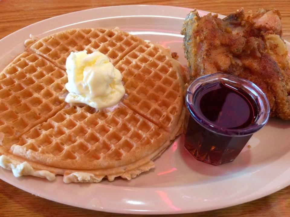 roscoe's chicken and waffles 