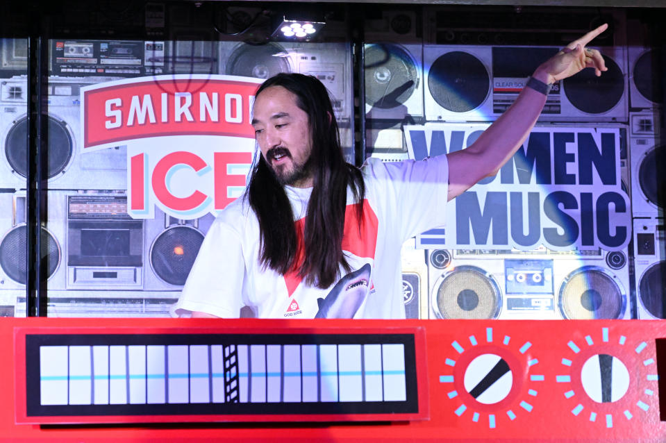 Steve Aoki