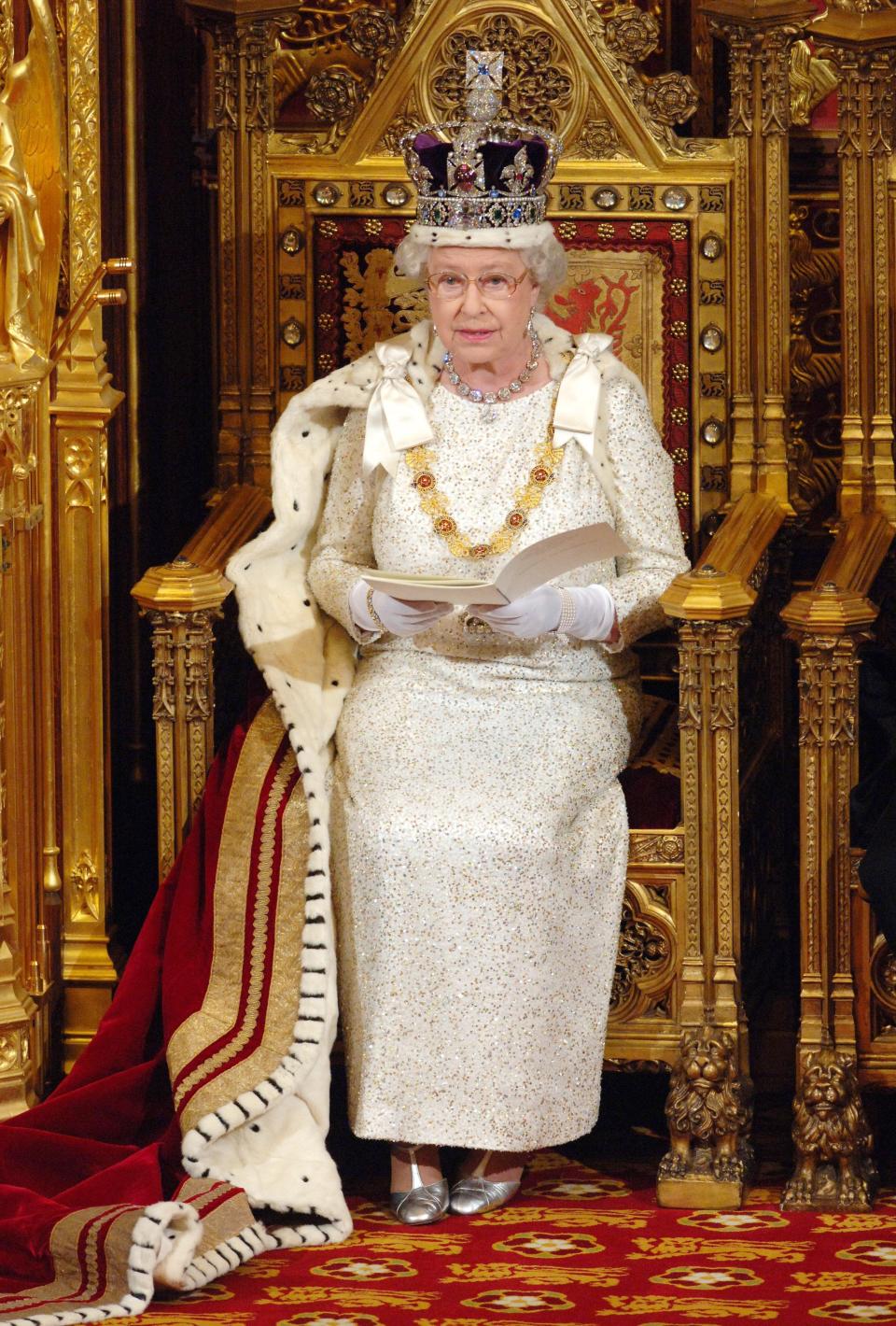 Queen Elizabeth ll reads the her speech at the State Opening of Parliament on November 15, 2006 in London, England.  