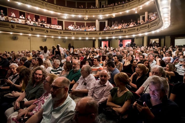 Les Luthiers comenzó su gira en el Teatro Astengo de Rosario, como ya es costumbre