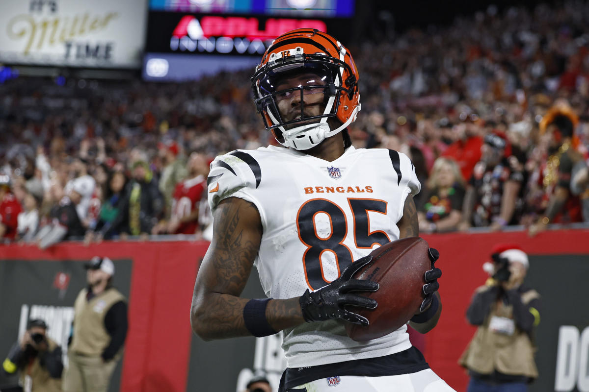 No Tyreek Hill? Bengals' Tee Higgins drops sketchy top 5 NFL WRs list