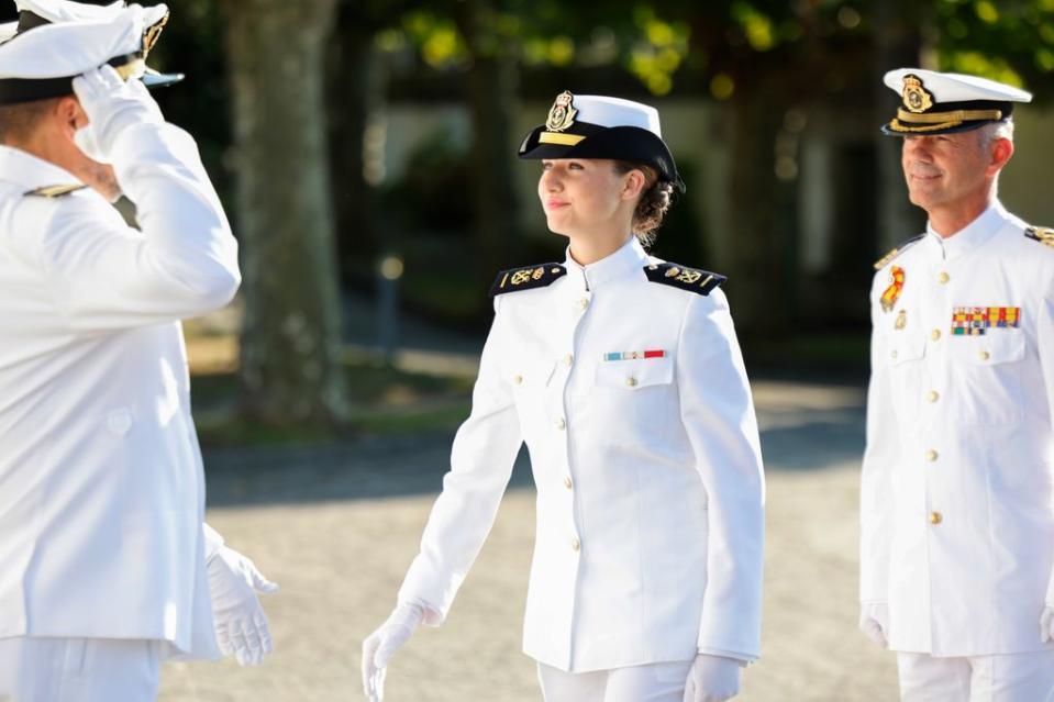 La princesa Leonor ingresa a la Escuela Naval de Marin