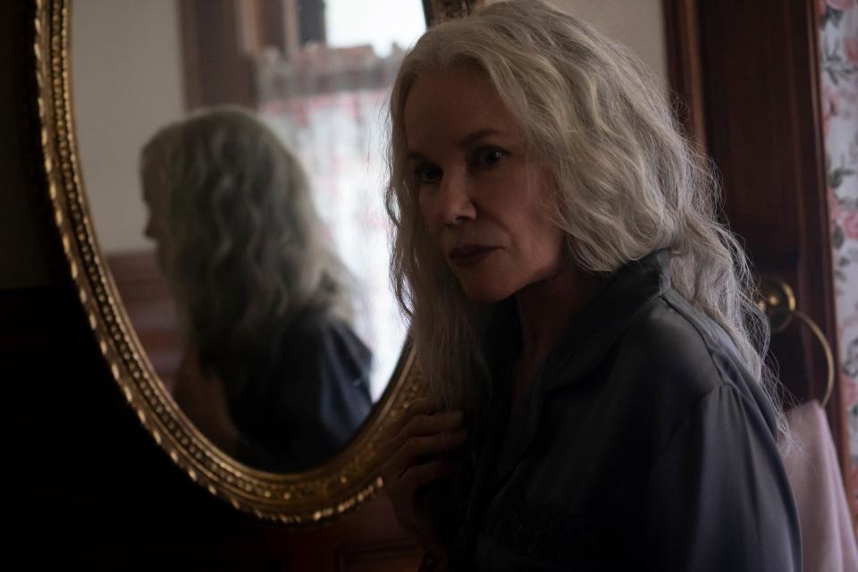 Barbara Hershey on Playing a 'Vital' Woman Over 70 in The Manor ...