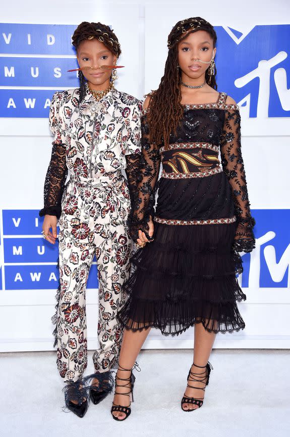 NEW YORK, NY - AUGUST 28: Chloe Bailey (L) and Halle Bailey attend the 2016 MTV Video Music Awards at Madison Square Garden on August 28, 2016 in New York City. (Photo by Dimitrios Kambouris/WireImage)