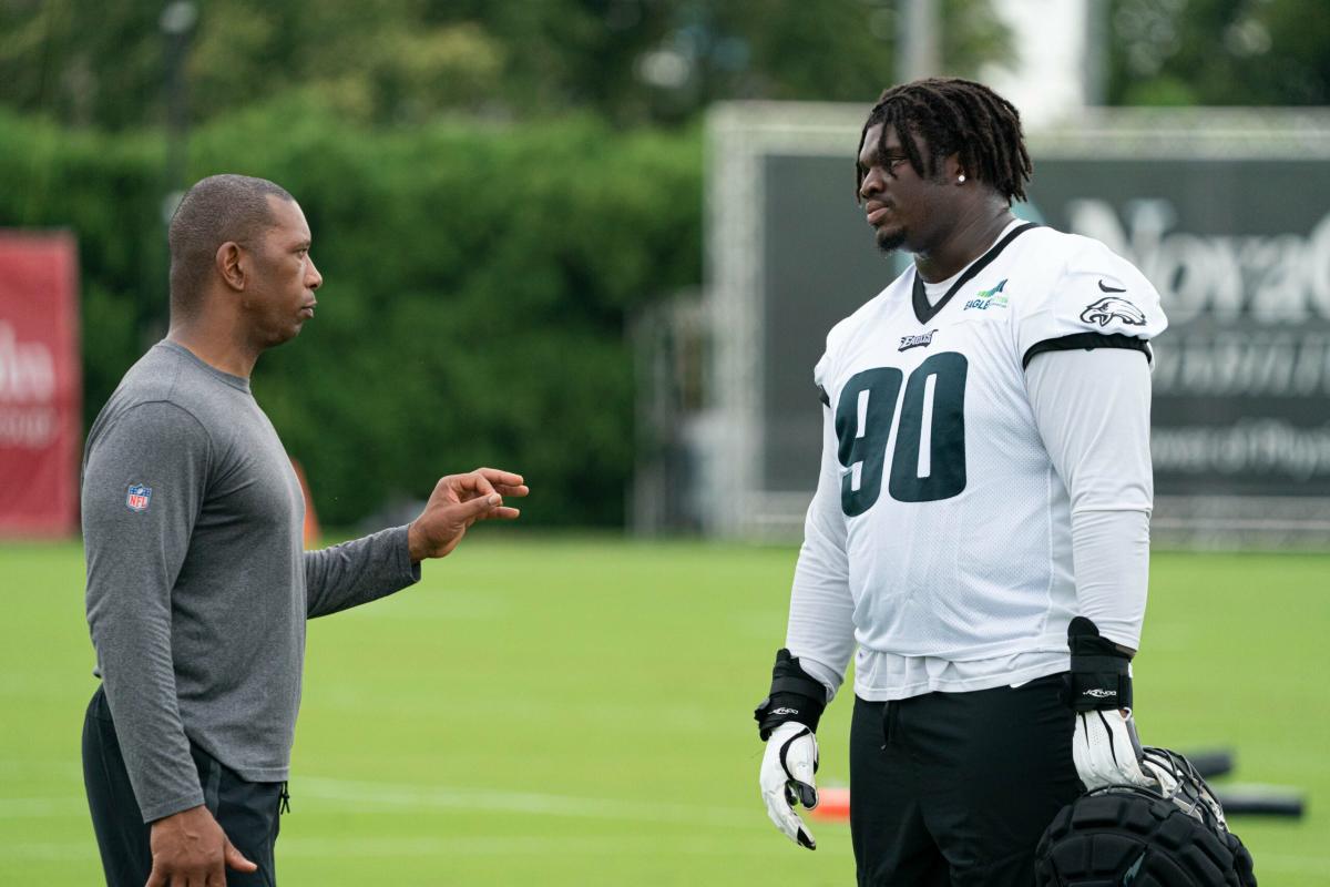 Eagles' Jordan Davis, Nakobe Dean have a head start in rookie minicamp