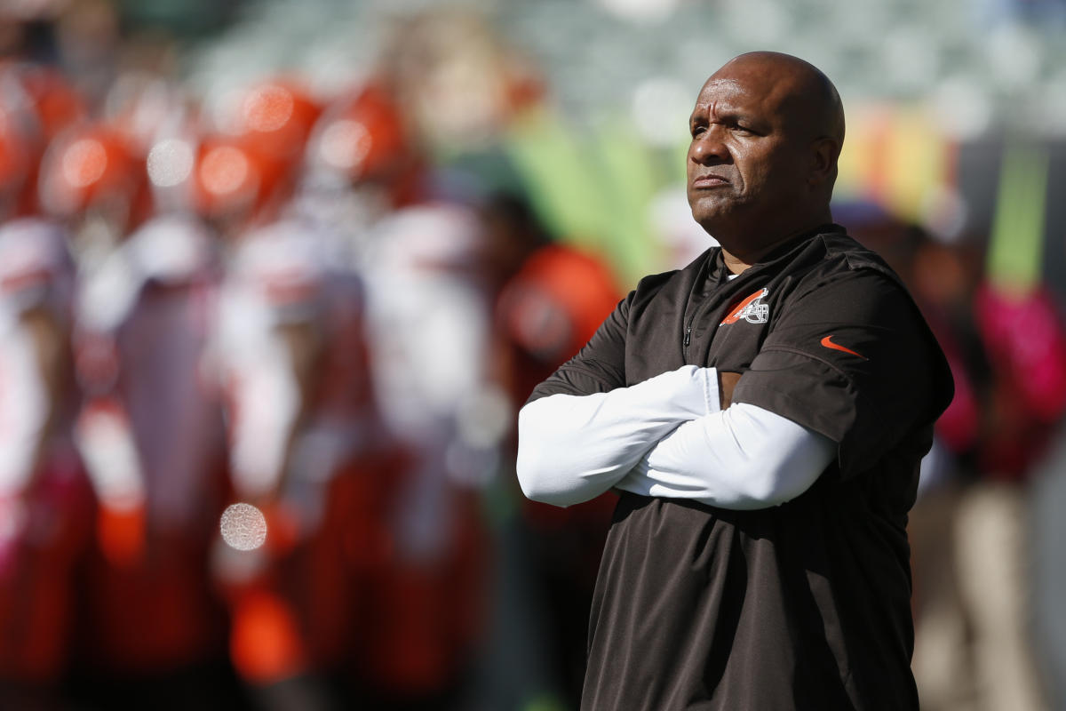 Browns' Hue Jackson after 0-16 year: No one else could've done this