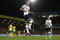 Football Soccer - Norwich City v Tottenham Hotspur - Barclays Premier League - Carrow Road - 2/2/16 Tottenham's Harry Kane celebrates scoring their second goal Action Images via Reuters / Paul Childs Livepic EDITORIAL USE ONLY. No use with unauthorized audio, video, data, fixture lists, club/league logos or "live" services. Online in-match use limited to 45 images, no video emulation. No use in betting, games or single club/league/player publications. Please contact your account representative for further details.