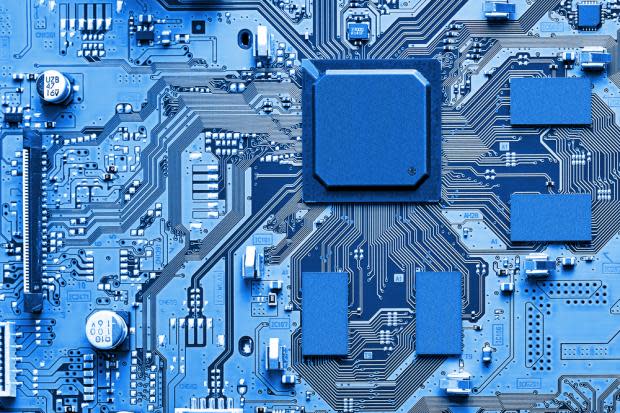 Cypress Semiconductor (CY) third-quarter results are likely to be driven by growth in automotive, IoT wireless connectivity and USB-C solutions.