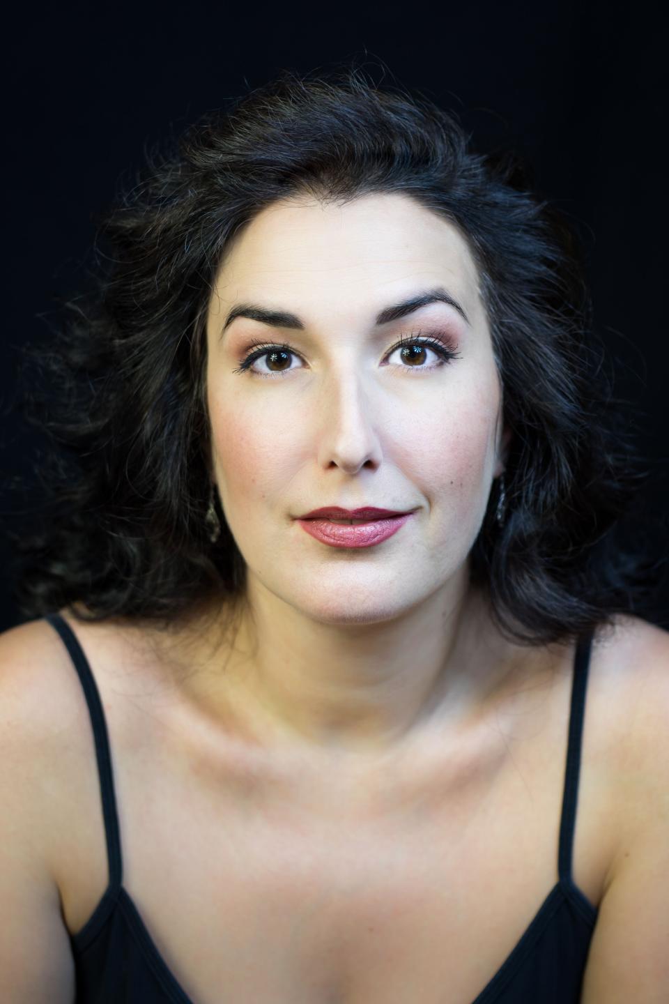 Mezzo soprano Lisa Chavez returns to Sarasota Opera for two productions in the upcoming season, including the title role in the rarely performed “Thérèse” by Jules Massenet.