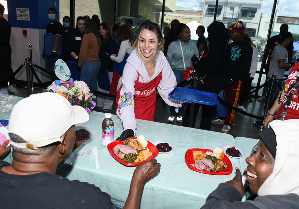 Sheana Shay at Los Angeles Mission's Easter Celebration – A Day of Unity and Compassion