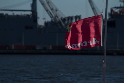 La muerte del marino británico Andrew Simpson tras zozobrar en la bahía de San Francisco el catamarán del equipo sueco Artemis, que participaría en la Copa América de este verano, pone en dudas la seguridad de la embarcación AC72 que se utiliza en estas competencias. (AFP/GETTY IMAGES | getty images)