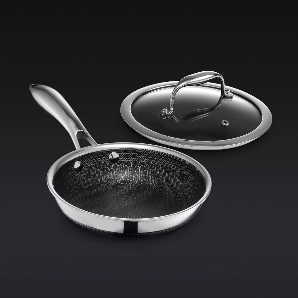 Hexclad frying pan