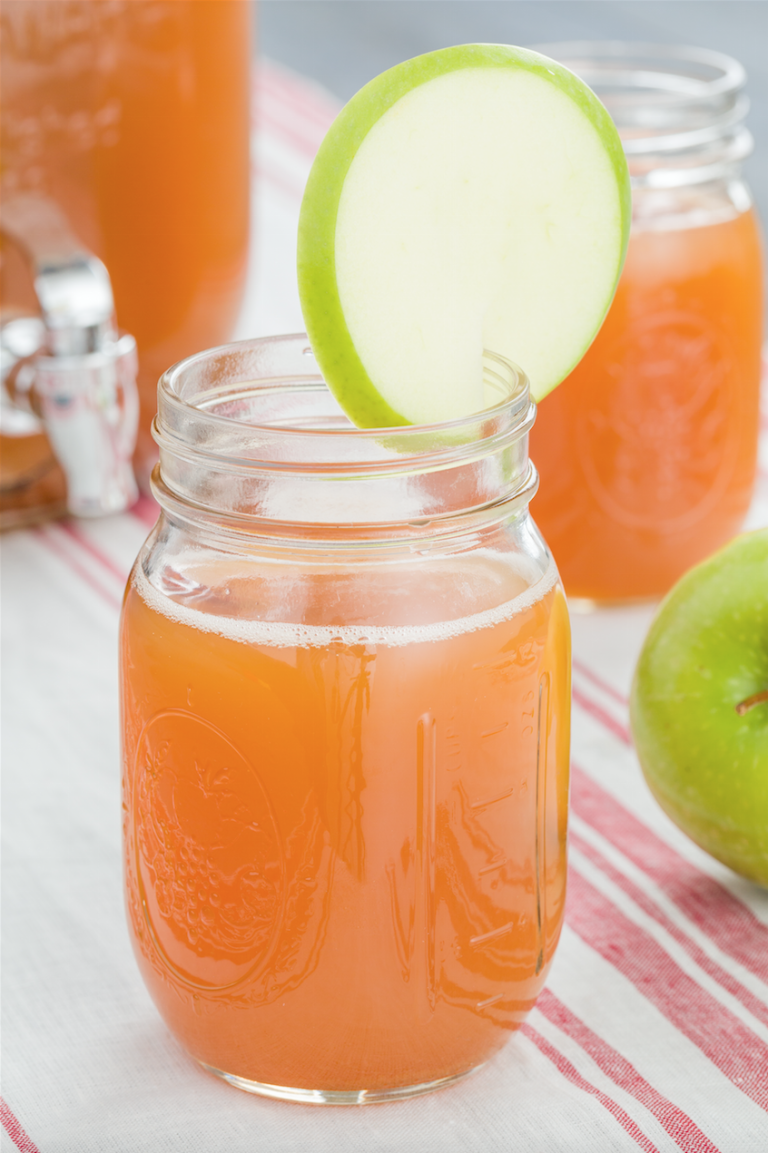 <p>Not all Halloween drinks have to be dripping blood and crawling with gummy worms. You can simply mix two fall flavors such as salted caramel and apple to create a deliciously sweet drink.</p><p><em>Get the recipe from <a href="https://www.delish.com/cooking/recipe-ideas/recipes/a44176/spiked-salted-caramel-apple-cider-recipe/" rel="nofollow noopener" target="_blank" data-ylk="slk:Delish;elm:context_link;itc:0;sec:content-canvas" class="link ">Delish</a>.</em></p>