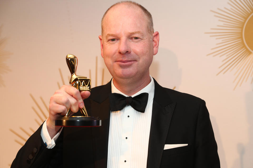 Tom Gleeson poses with the Gold Logie Award for Most Popular Personality 