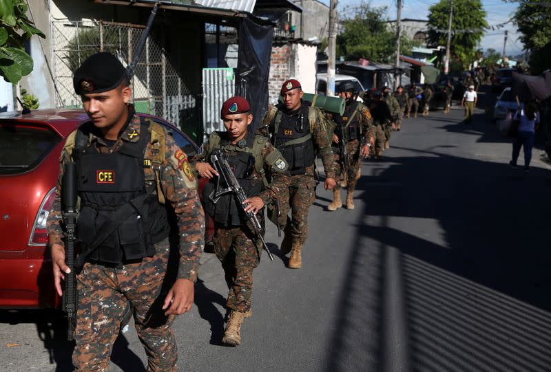 Government deploys 10,000 troops in violent gang-dominated capital suburb, in San Salvador