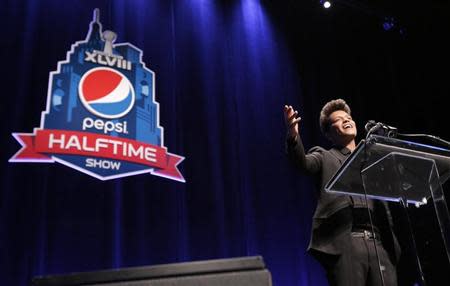 Singer Bruno Mars speaks at the Super Bowl half time press conference in New York January 30, 2014. REUTERS/Andrew Kelly