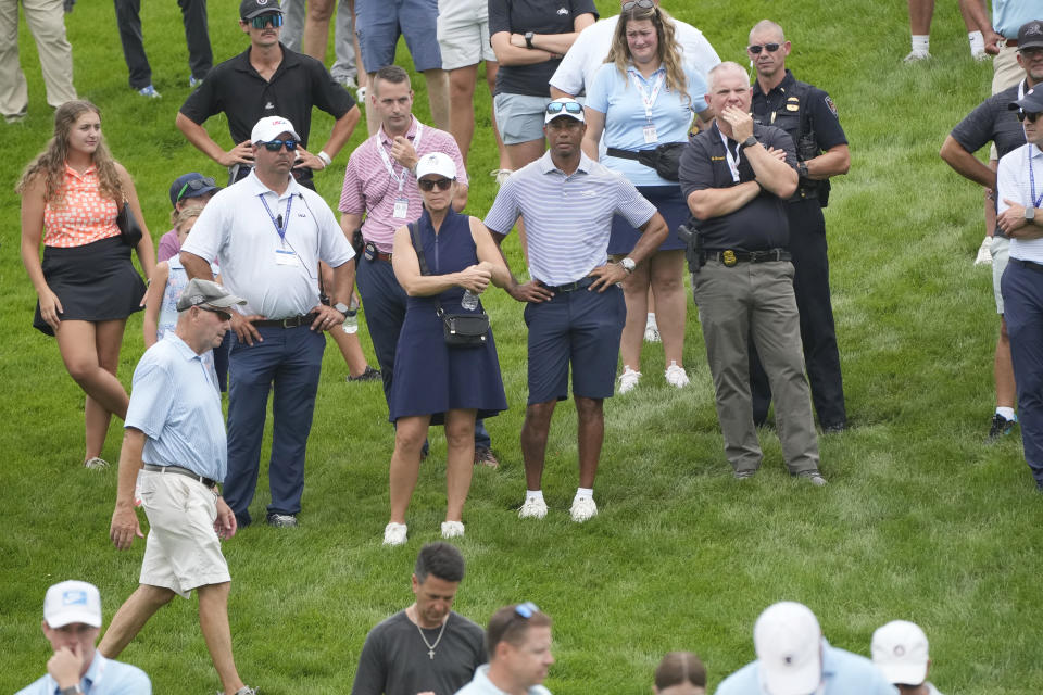 Tiger Woods watches 15yearold son Charlie shoot a 12over 82 in US