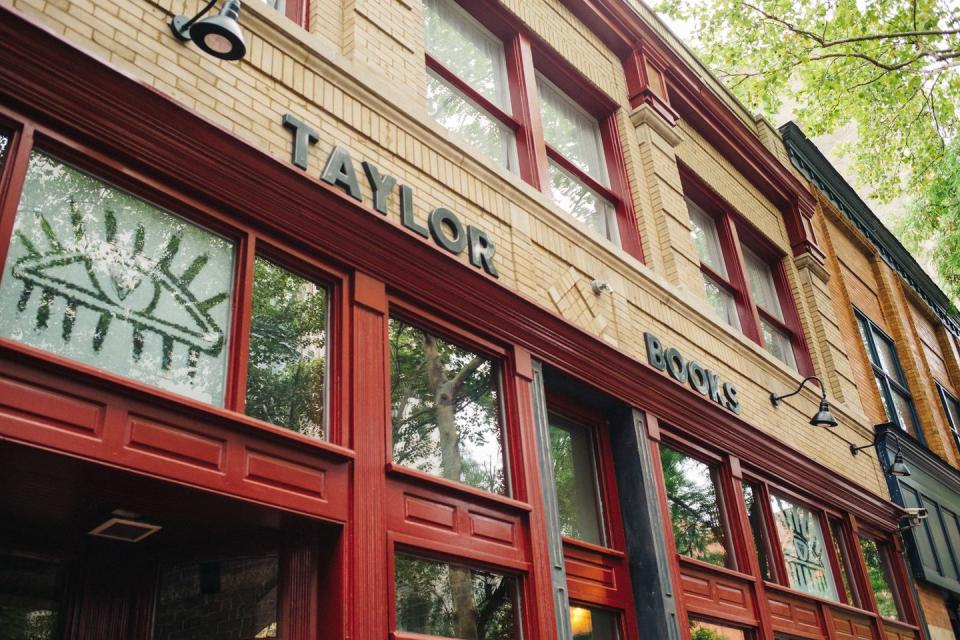 West Virginia: Taylor Books, Charleston