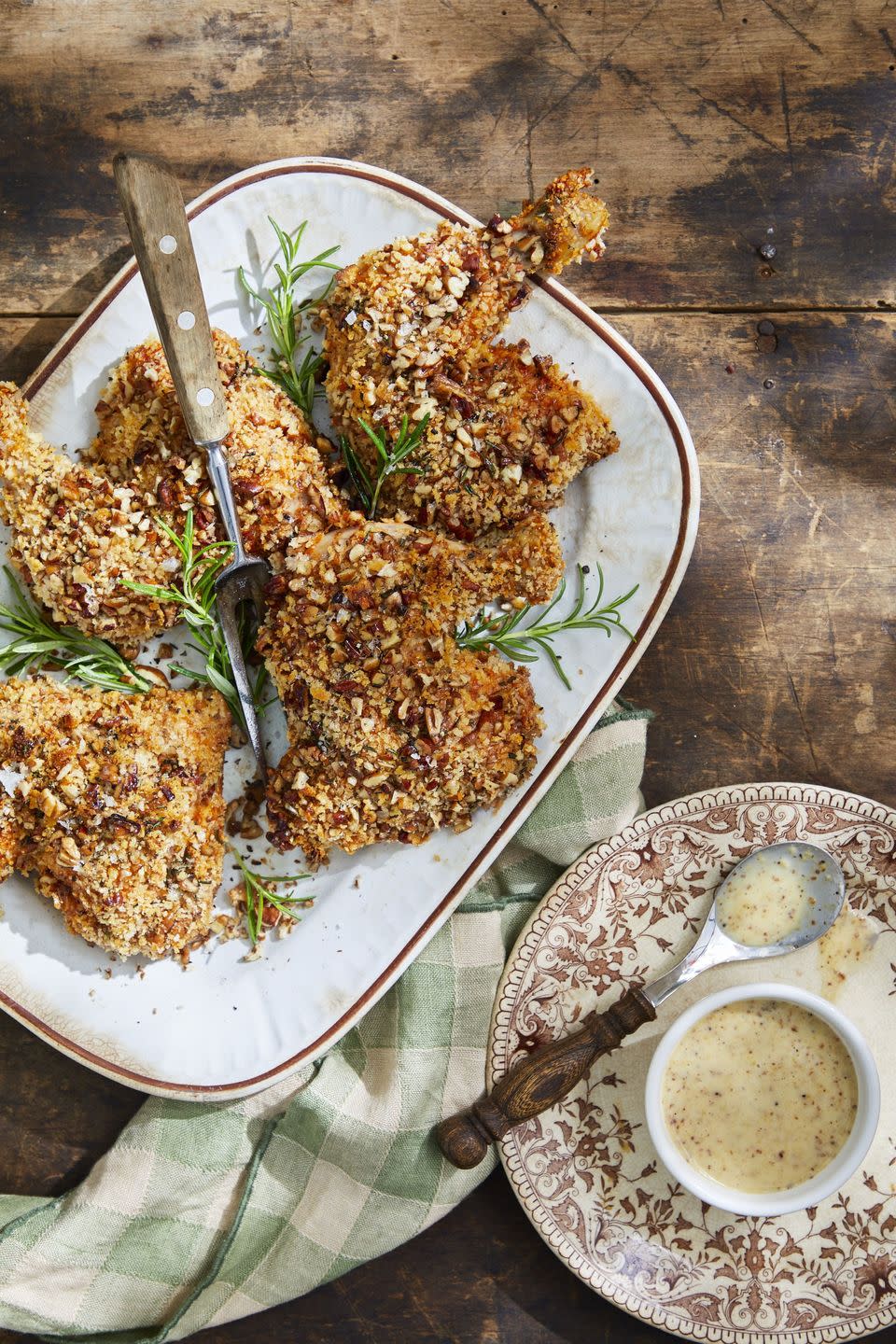 pecan crusted chicken with honey mustard sauce